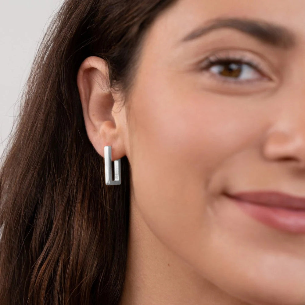 Sienna Sleek Hoop Earrings